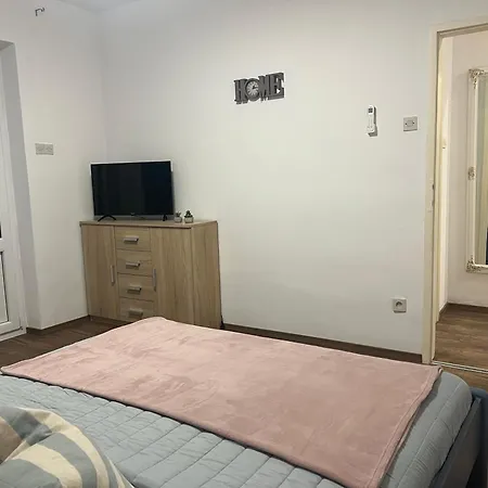 Apartment 2 *