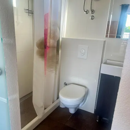 Apartment 2 *